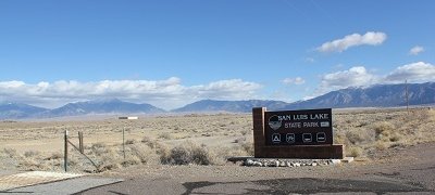 San-Luis-Lakes-entrance-sign